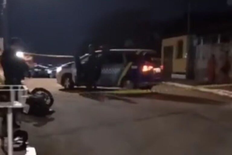 Homem em motocicleta é cercado e executado com diversos tiros em Aracaju