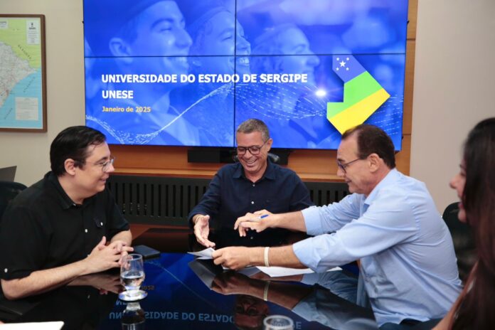 2fb7de1b-f670-468e-9b91-4c4b388a60f3