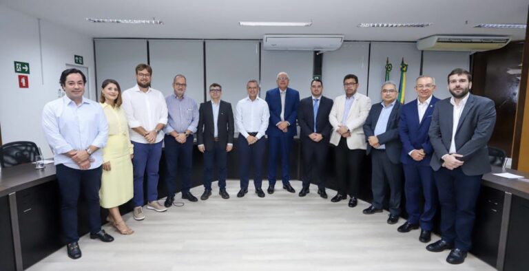Governador anuncia 338 novas vagas de emprego com operação das Fafens em Sergipe