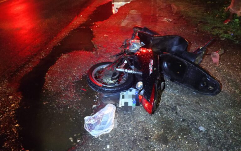 Motociclista é hospitalizada após colisão com carro na SE-100