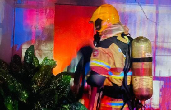 Incêndio atinge imóvel residencial no bairro Industrial em Aracaju