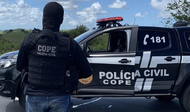 Cope e Dipol prendem foragido por tráfico e furto qualificado