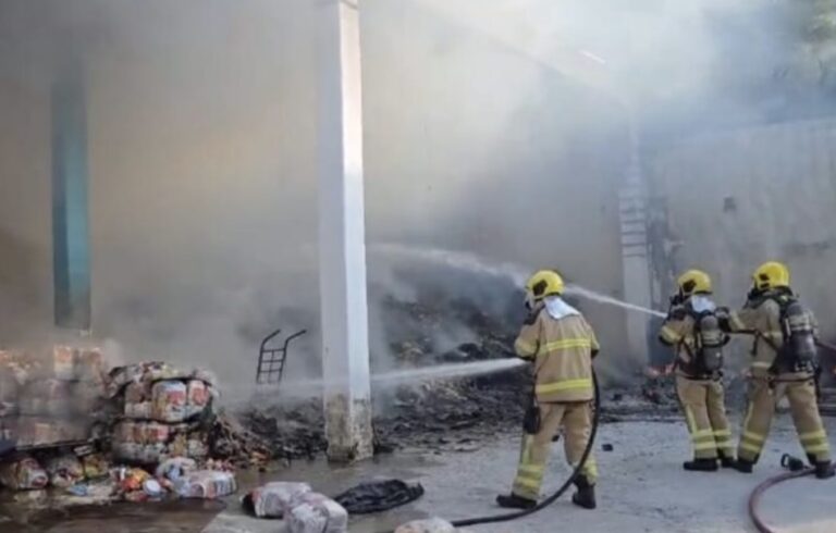 Incêndio atinge distribuidora de alimentos em Nossa Senhora do Socorro