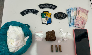 Mulher é presa com sacola contendo cocaína em Capela