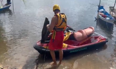 Homem é encontrado morto em rio no bairro Farolândia